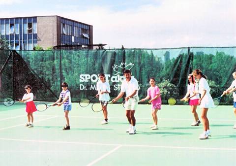 Children, parents and tennis 